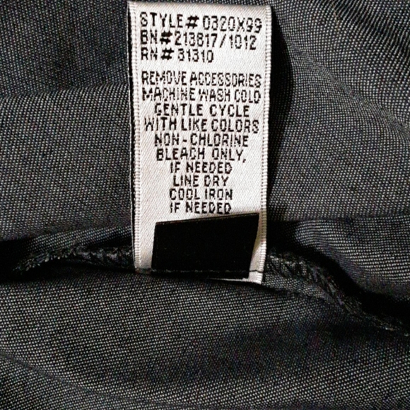 Dress - Picture 7 of 7